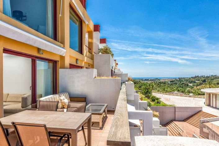 Image No.2-3 Bed Property for sale