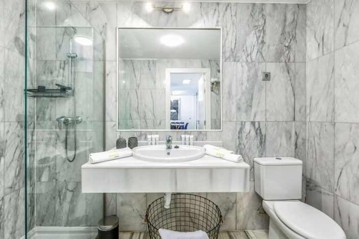 Image No.14-3 Bed Property for sale