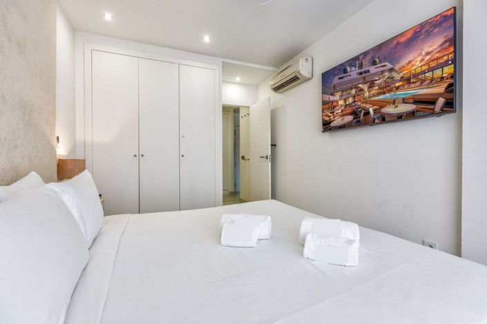 Image No.9-3 Bed Property for sale