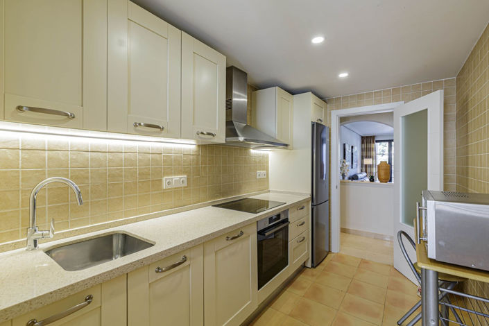 Image No.5-2 Bed Property for sale