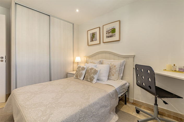 Image No.17-3 Bed Apartment for sale