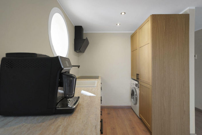 Image No.10-2 Bed Property for sale