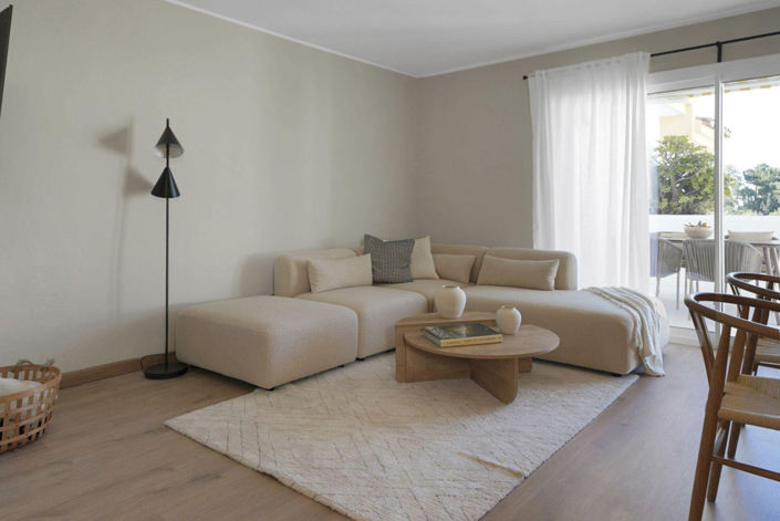 Image No.9-2 Bed Property for sale