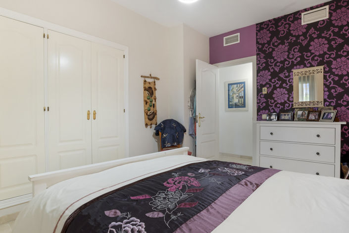 Image No.17-2 Bed Apartment for sale