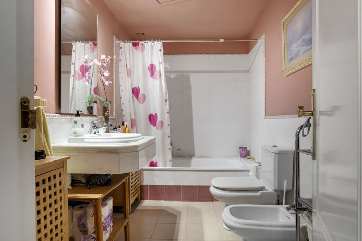 Image No.18-2 Bed Apartment for sale