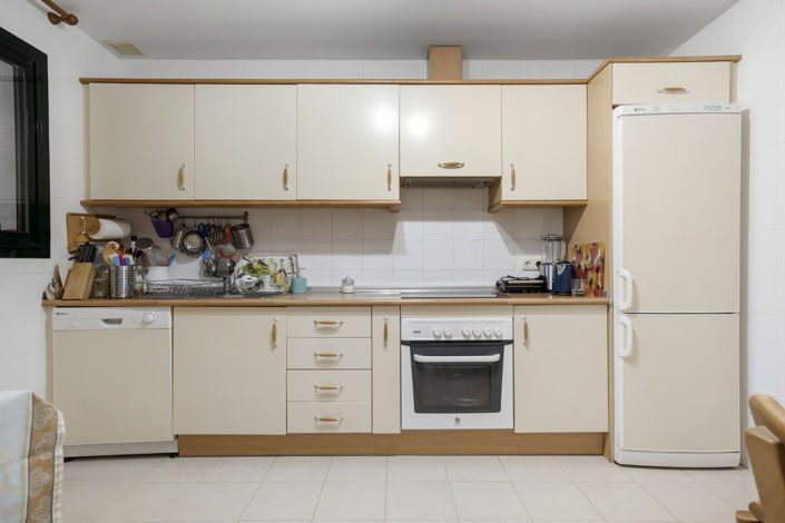 Image No.10-2 Bed Apartment for sale