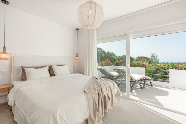 Image No.10-3 Bed Townhouse for sale