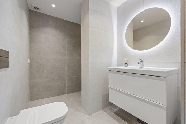 Image No.18-3 Bed Townhouse for sale