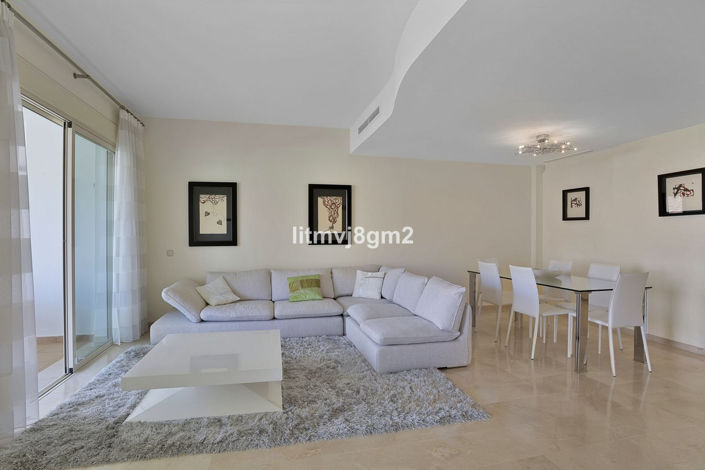 Image No.5-3 Bed House for sale