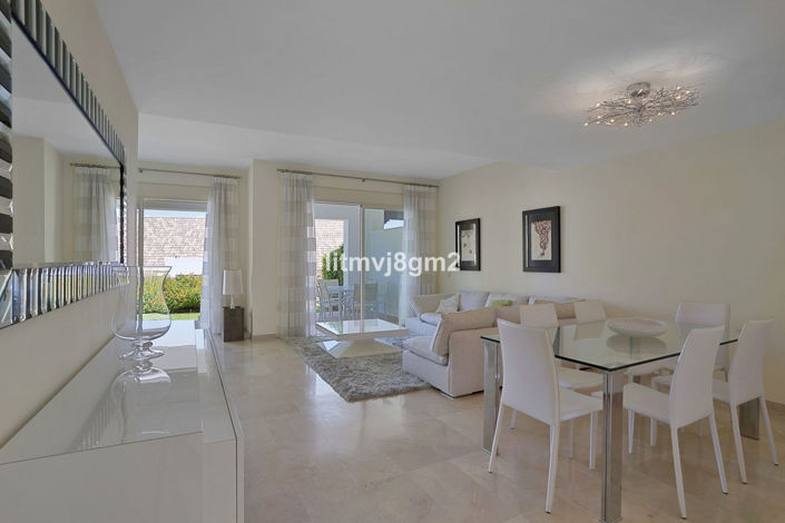 Image No.6-3 Bed House for sale