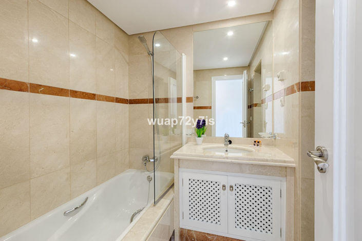 Image No.19-2 Bed Apartment for sale