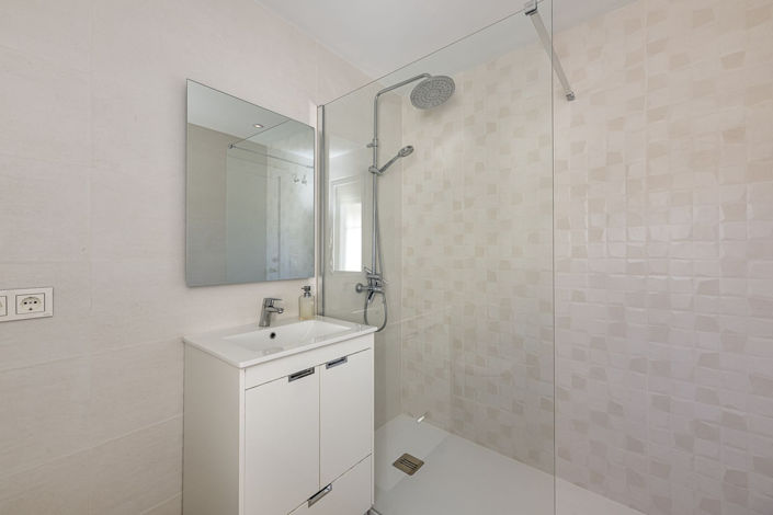 Image No.21-6 Bed Penthouse for sale