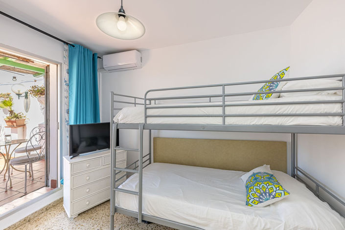 Image No.27-6 Bed Penthouse for sale