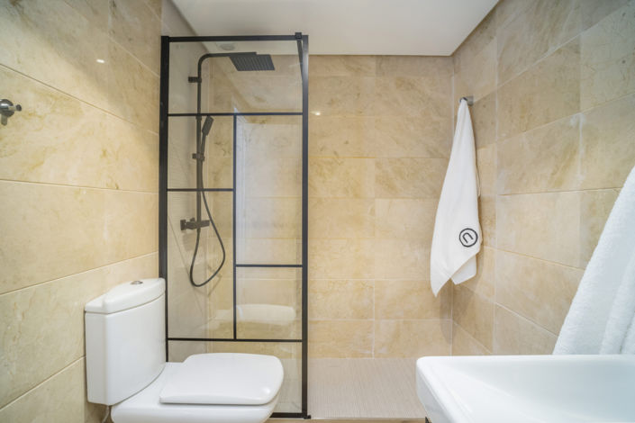 Image No.22-2 Bed Property for sale