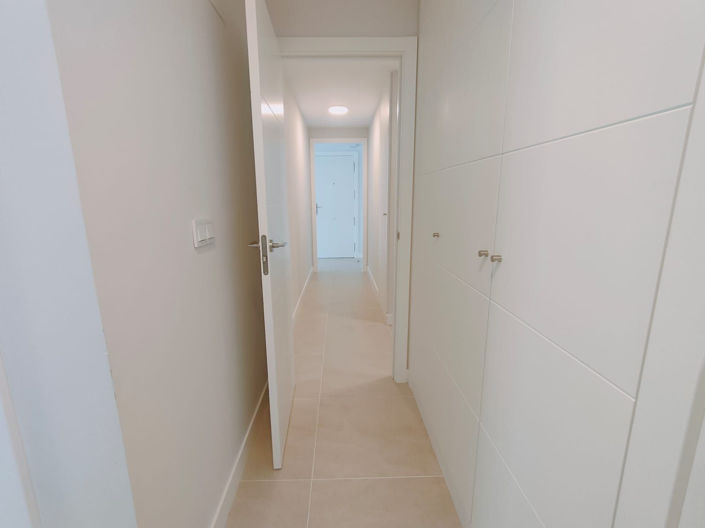 Image No.18-3 Bed Apartment for sale