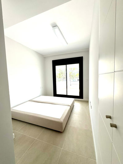 Image No.19-3 Bed Apartment for sale