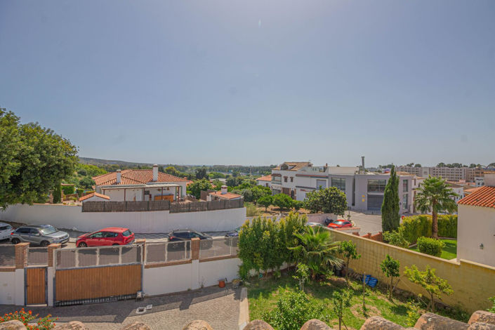 Image No.24-3 Bed Villa for sale