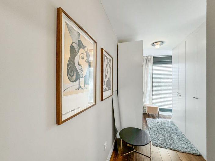 Image No.24-4 Bed Townhouse for sale