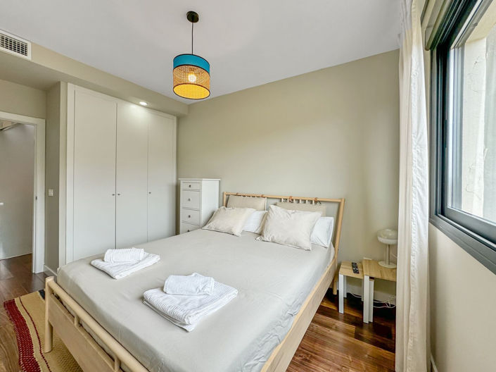 Image No.30-4 Bed Townhouse for sale