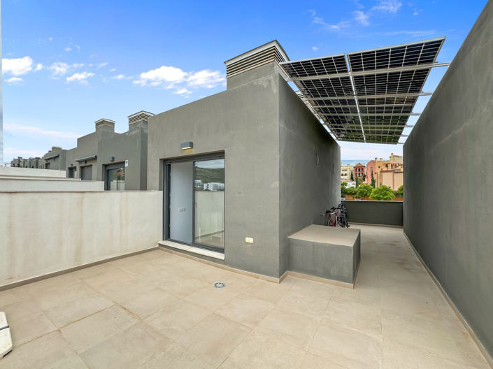 Image No.36-4 Bed Townhouse for sale