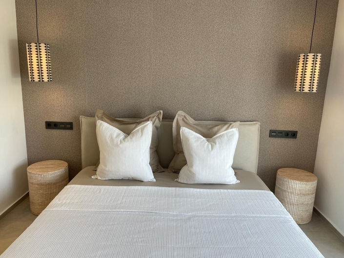 Image No.23-3 Bed Property for sale