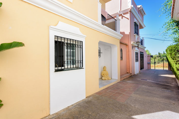 Image No.20-4 Bed Villa for sale