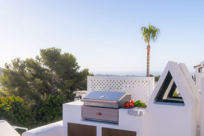 Image No.16-2 Bed Townhouse for sale