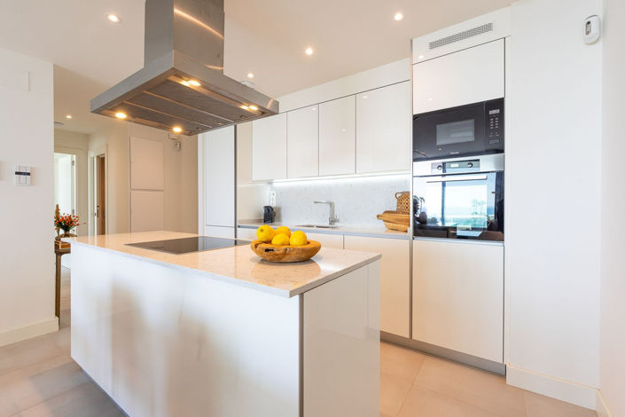 Image No.15-2 Bed Property for sale