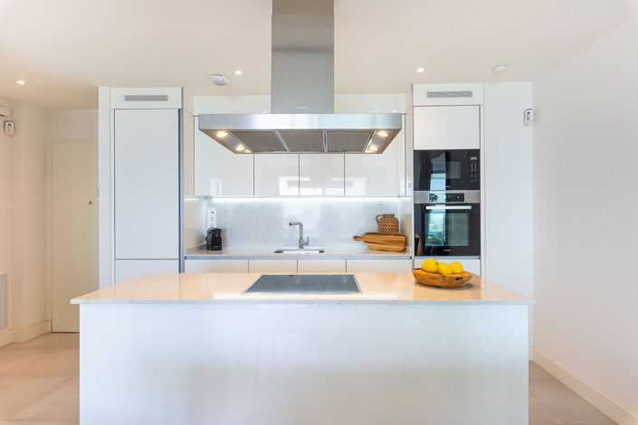 Image No.16-2 Bed Property for sale