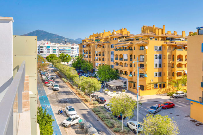 Image No.14-3 Bed Property for sale