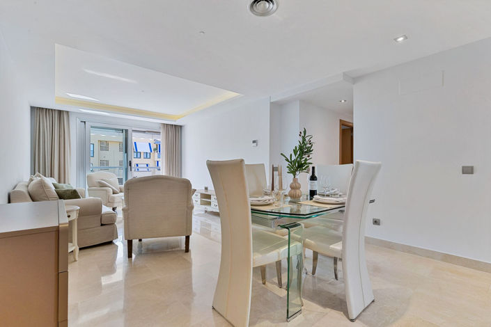 Image No.5-3 Bed Property for sale