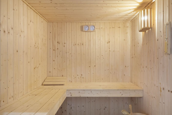 Image No.26-3 Bed Property for sale