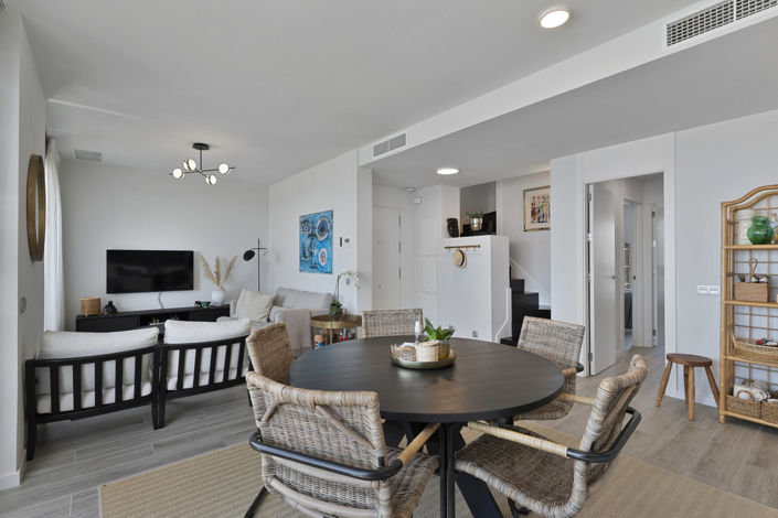 Image No.10-3 Bed Property for sale