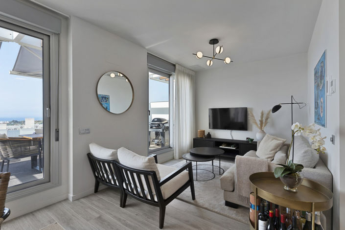 Image No.11-3 Bed Property for sale