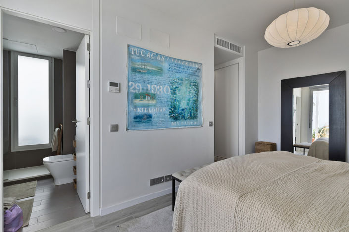 Image No.15-3 Bed Property for sale