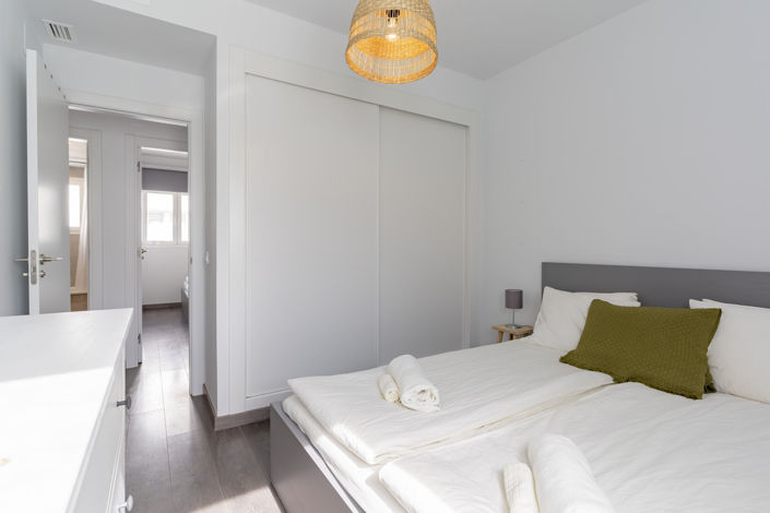 Image No.14-3 Bed Property for sale