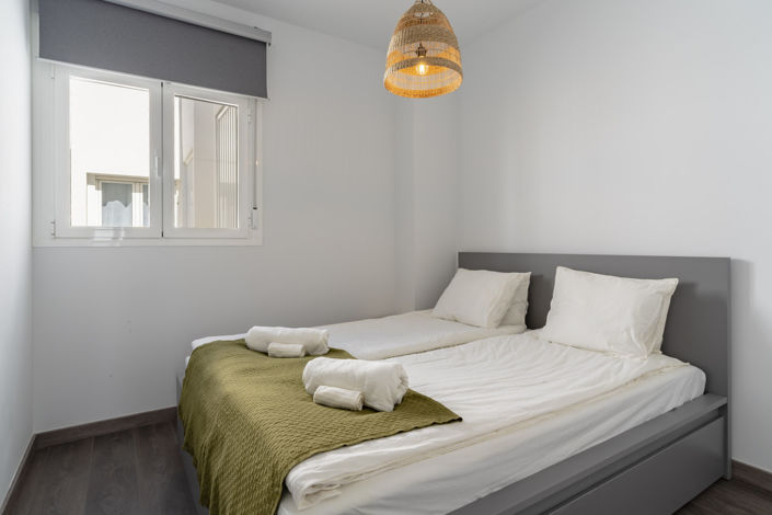 Image No.16-3 Bed Property for sale