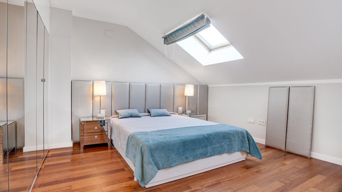 Image No.9-2 Bed Property for sale