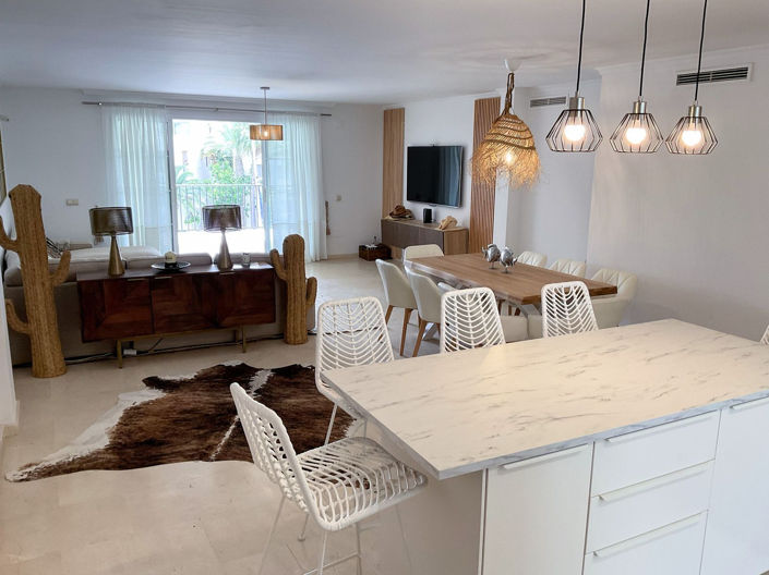 Image No.10-3 Bed Apartment for sale