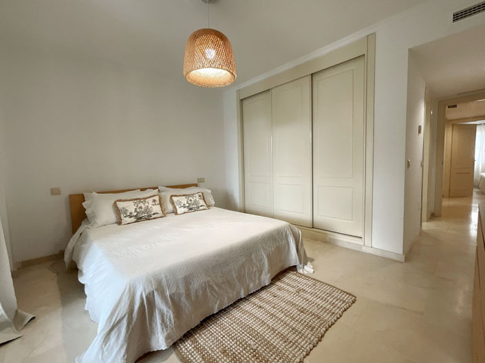 Image No.18-3 Bed Apartment for sale