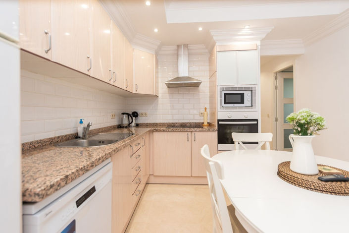 Image No.11-3 Bed Apartment for sale