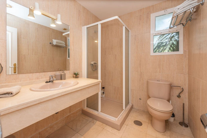 Image No.23-3 Bed Apartment for sale