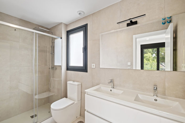 Image No.27-2 Bed Apartment for sale