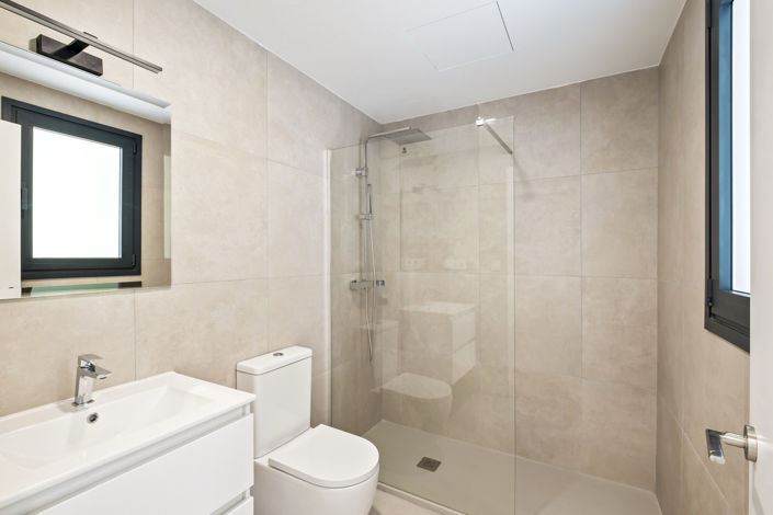 Image No.30-2 Bed Apartment for sale