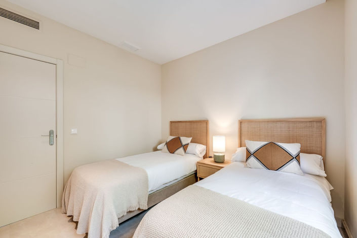 Image No.15-2 Bed Apartment for sale