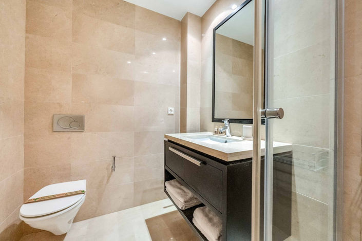 Image No.18-2 Bed Apartment for sale