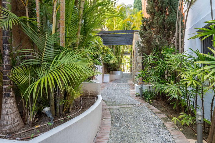 Image No.27-2 Bed Apartment for sale