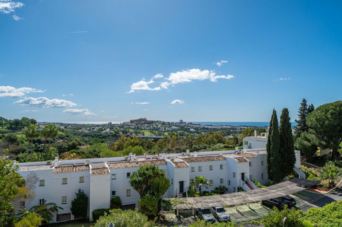 Image No.33-2 Bed Apartment for sale