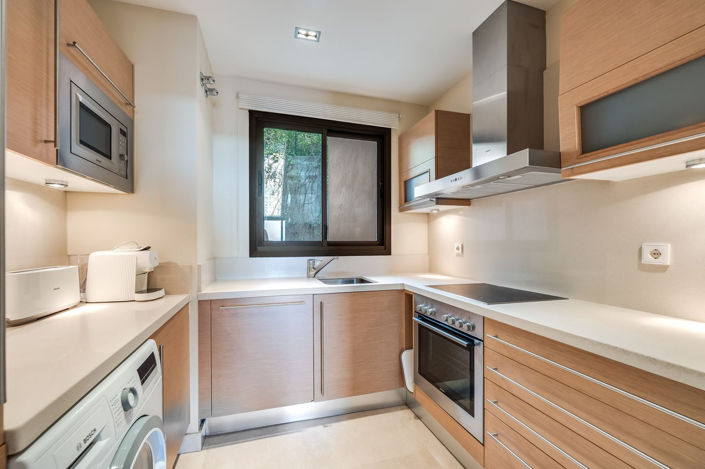 Image No.8-2 Bed Apartment for sale