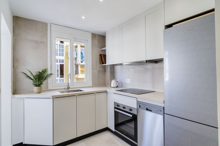 Image No.10-3 Bed Apartment for sale